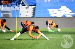 三亿体育体育地址-迎来新挑战，各国球队备战决赛阶段