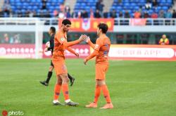 三亿体育体育官网入口-深圳佳兆业主场不敌山东鲁能，遭遇败局