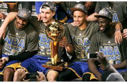 三亿体育体育课程-苏格兰成功夺冠，一战成名英姿飒爽的简单介绍