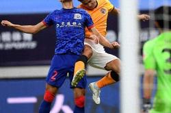 三亿体育体育活动-中超联赛战局激烈，球队实力对决令人期待