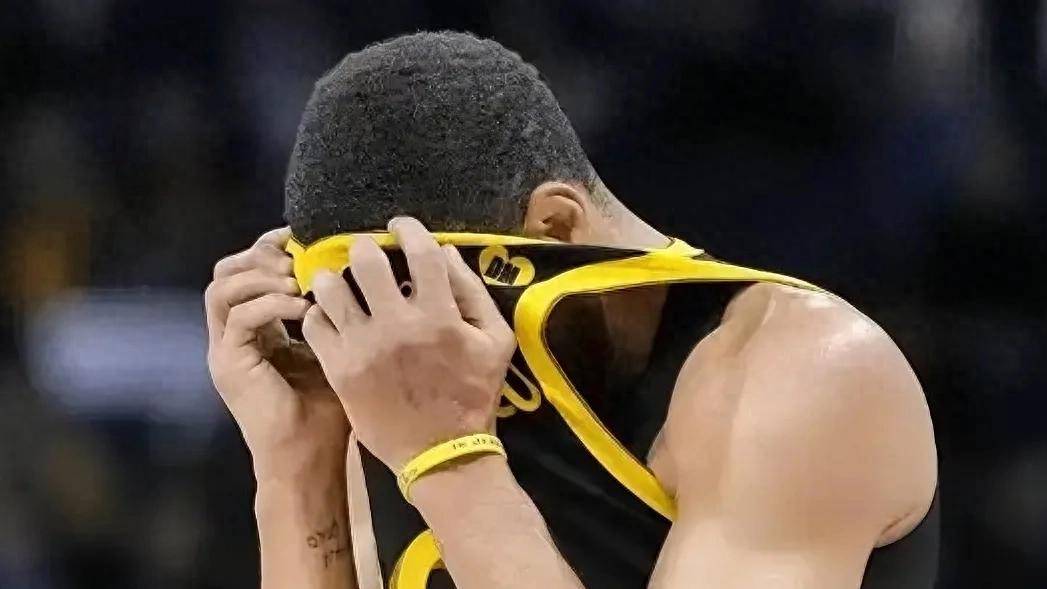 NBA球员伤情：勇士队主力受伤缺席下场比赛的简单介绍
