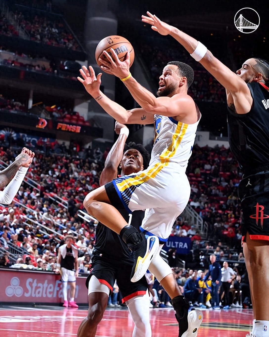 勇士队遭遇反扑，需加强进攻