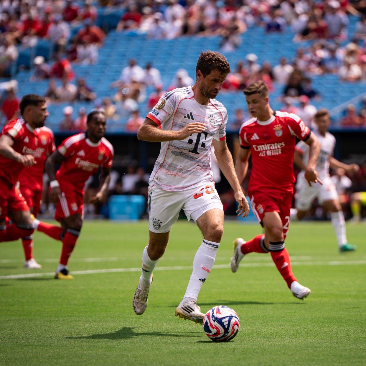 包含拜仁慕尼黑凯旋欧冠之王德甲主场大胜令人瞩目的词条 包含拜仁慕尼黑凯旋欧冠之王德甲主场大胜令人瞩目的词条