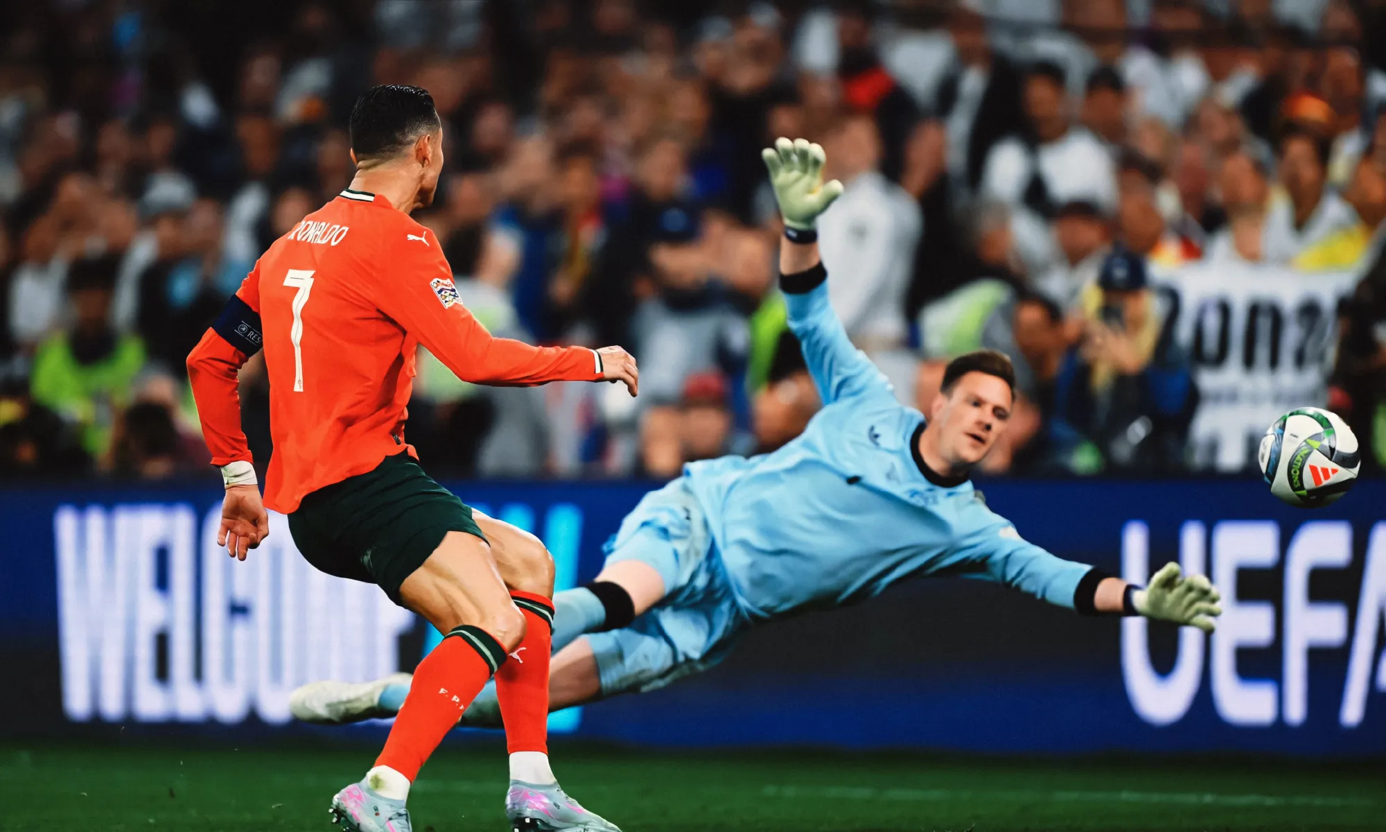 葡萄牙队在欧国联半决赛中获胜晋级