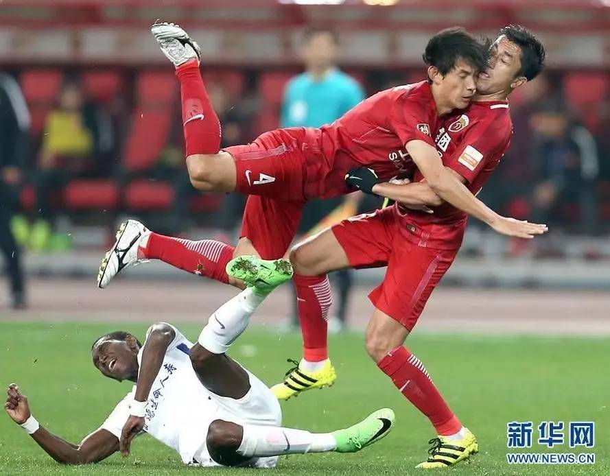 深圳佳兆业客场负于延边富德，遭遇连败的简单介绍